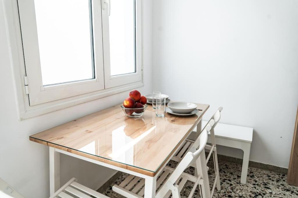 레팀노 Olvia A Breath Away From Old Town Center 아파트 외부 사진
