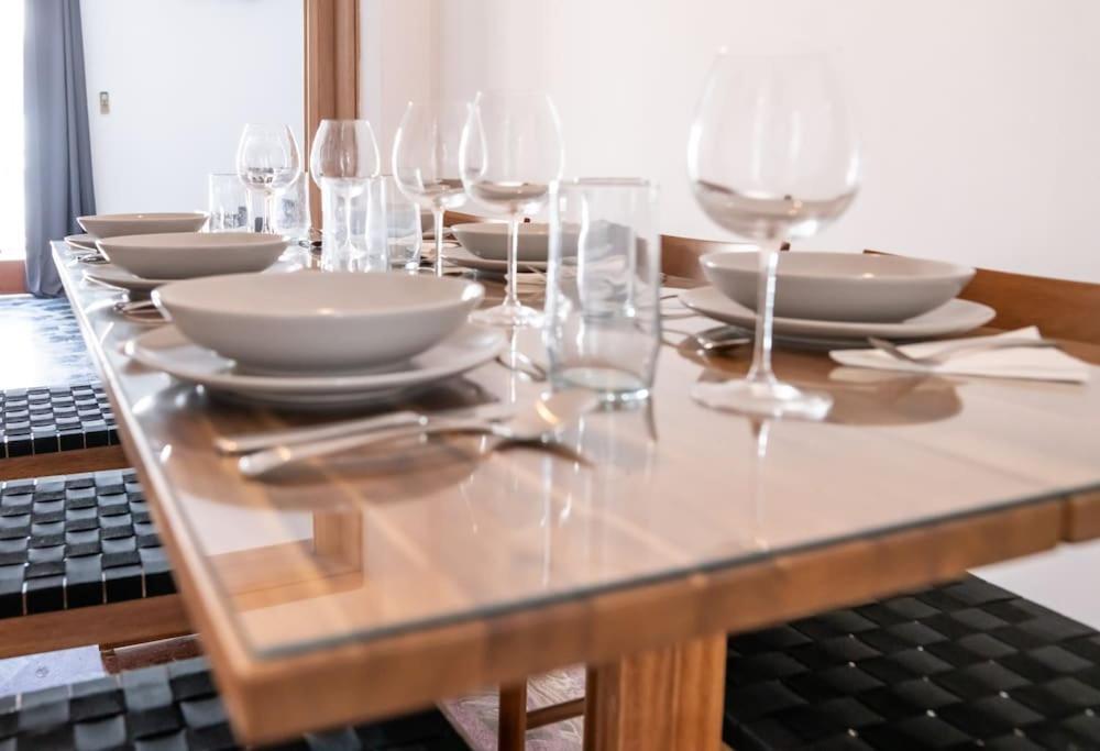 레팀노 Olvia A Breath Away From Old Town Center 아파트 외부 사진